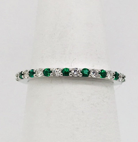 Boutique Selection Emerald Ring